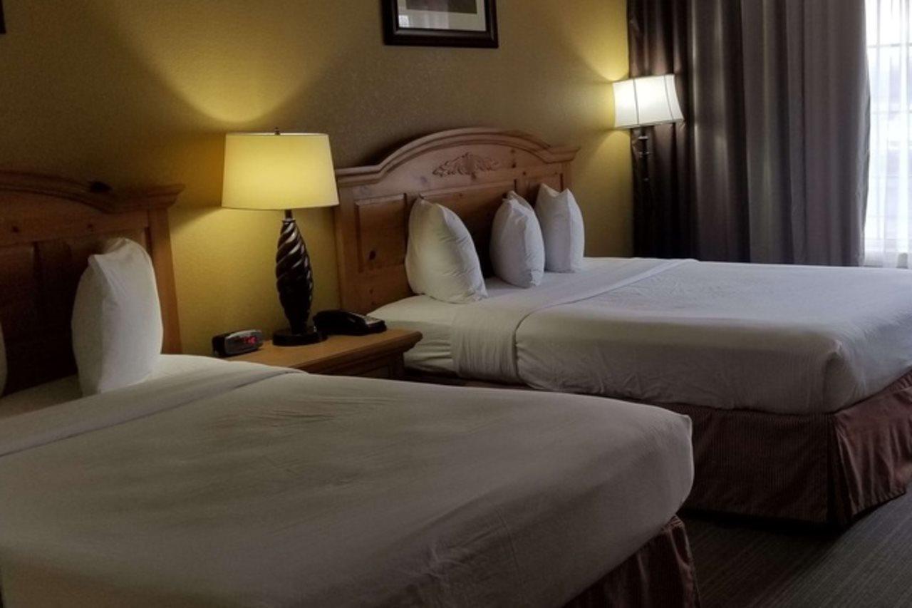 Holiday Inn Express & Suites Chicago - Matteson By Ihg エクステリア 写真