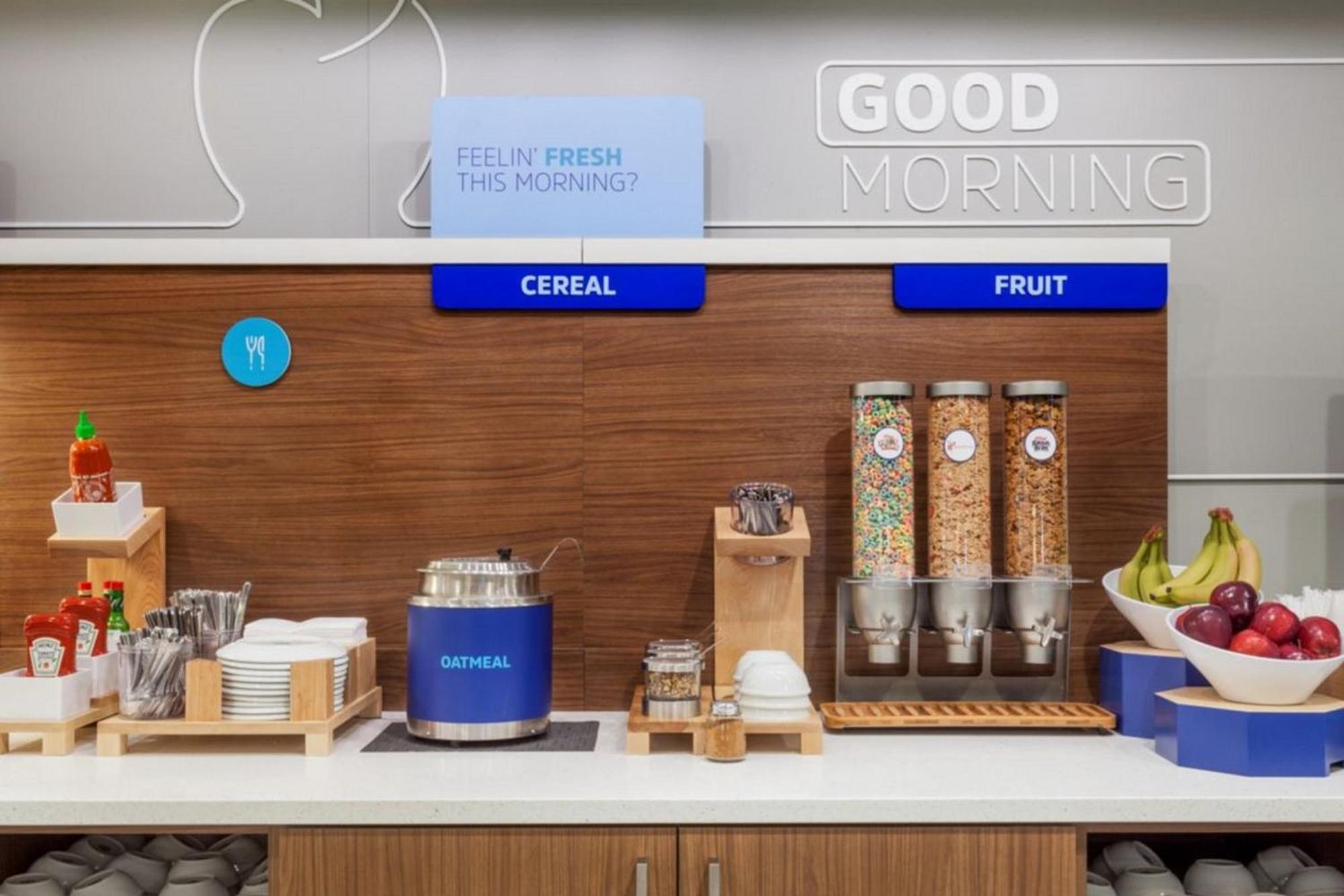 Holiday Inn Express & Suites Chicago - Matteson By Ihg エクステリア 写真